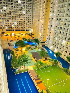 Shore Residence D22 shortwalk MOA Balconypoolview